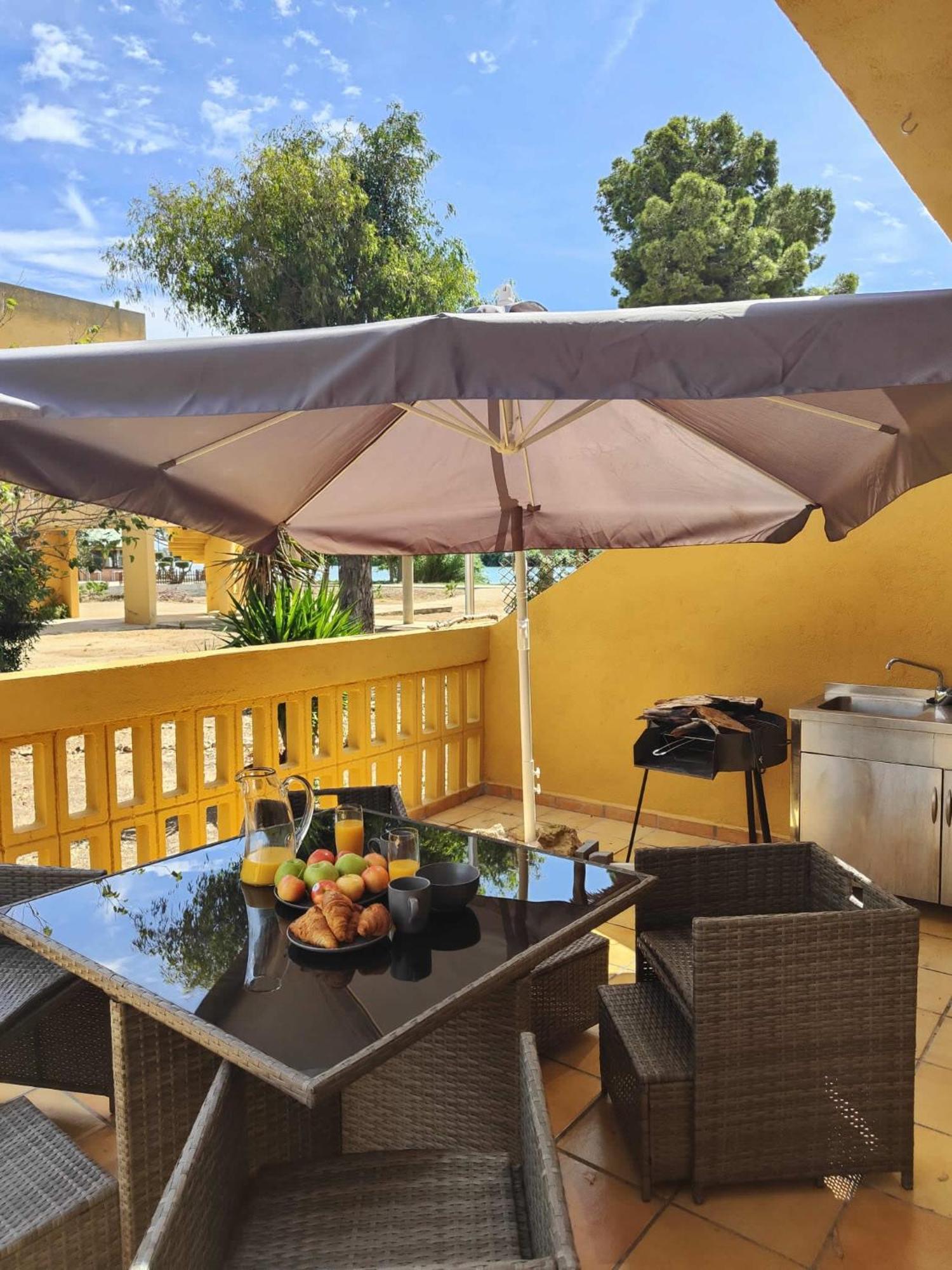 Faro Del Delta Apartment Deltebre Exterior photo
